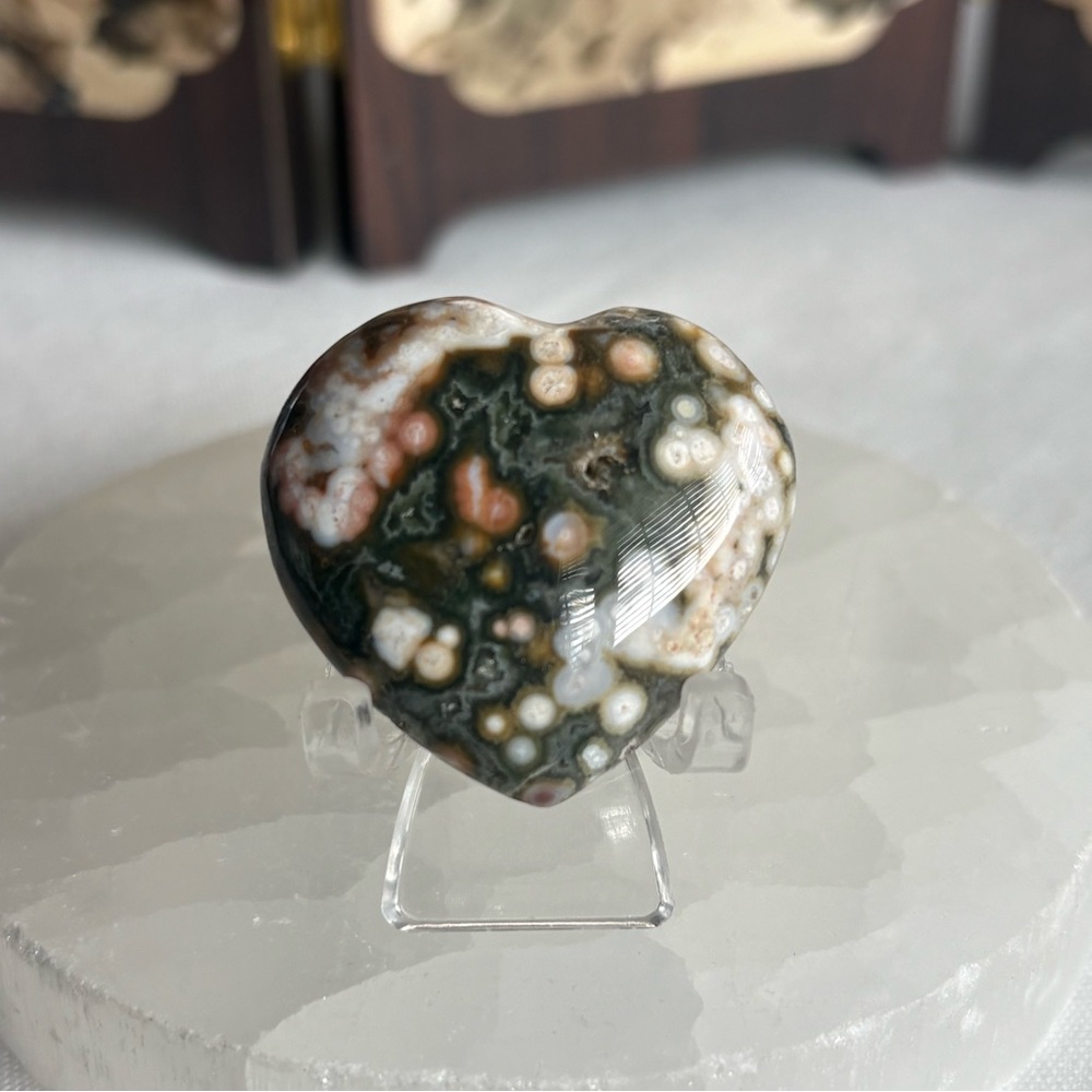 8th vein ocean jasper heart carving